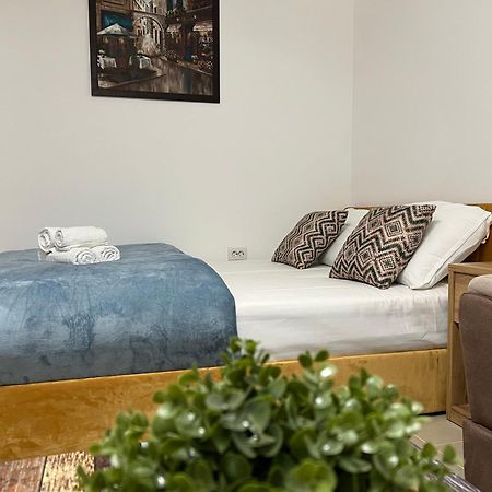 Apartmán Ndl Downtown Kluž Exteriér fotografie
