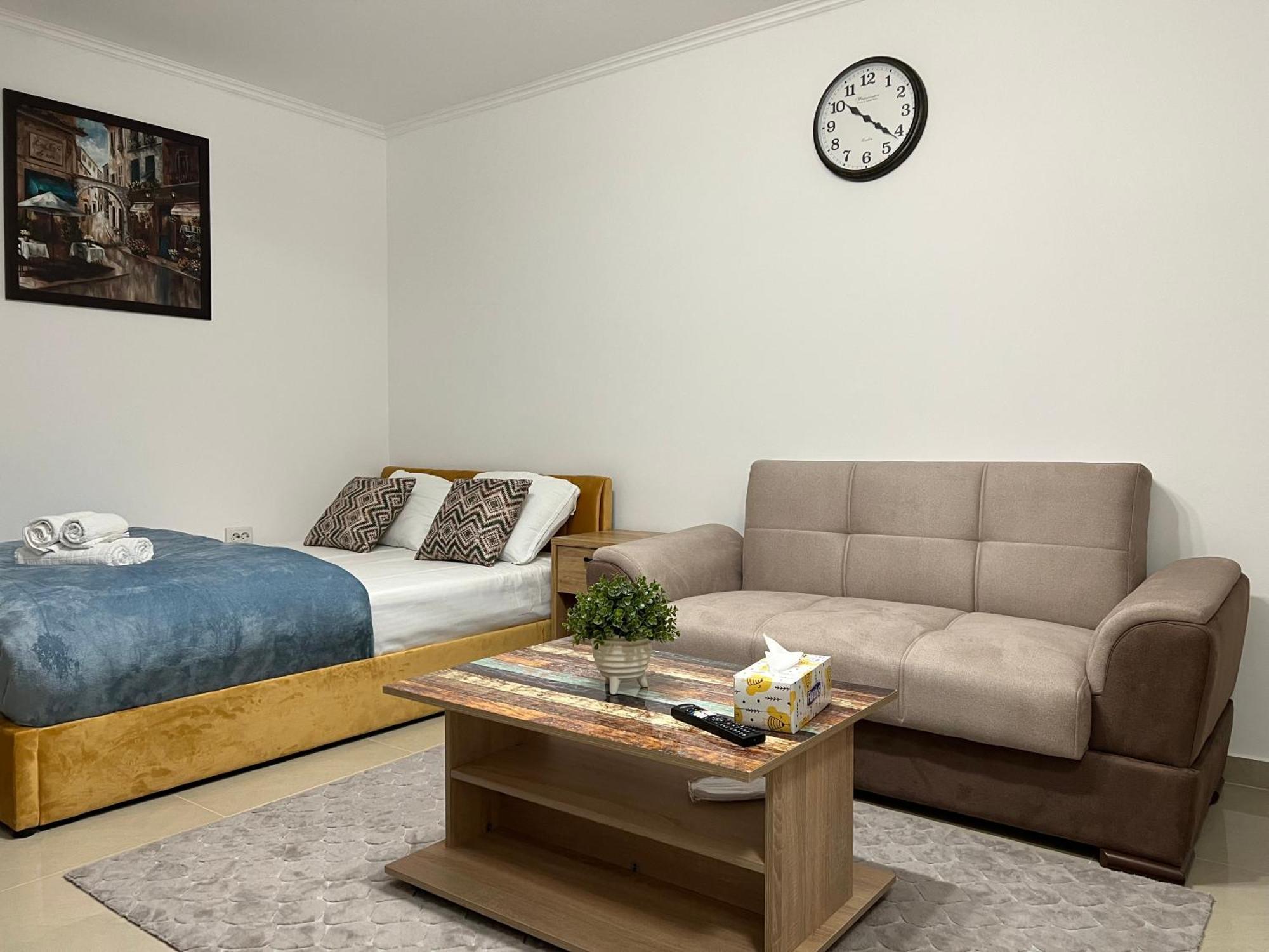 Apartmán Ndl Downtown Kluž Exteriér fotografie