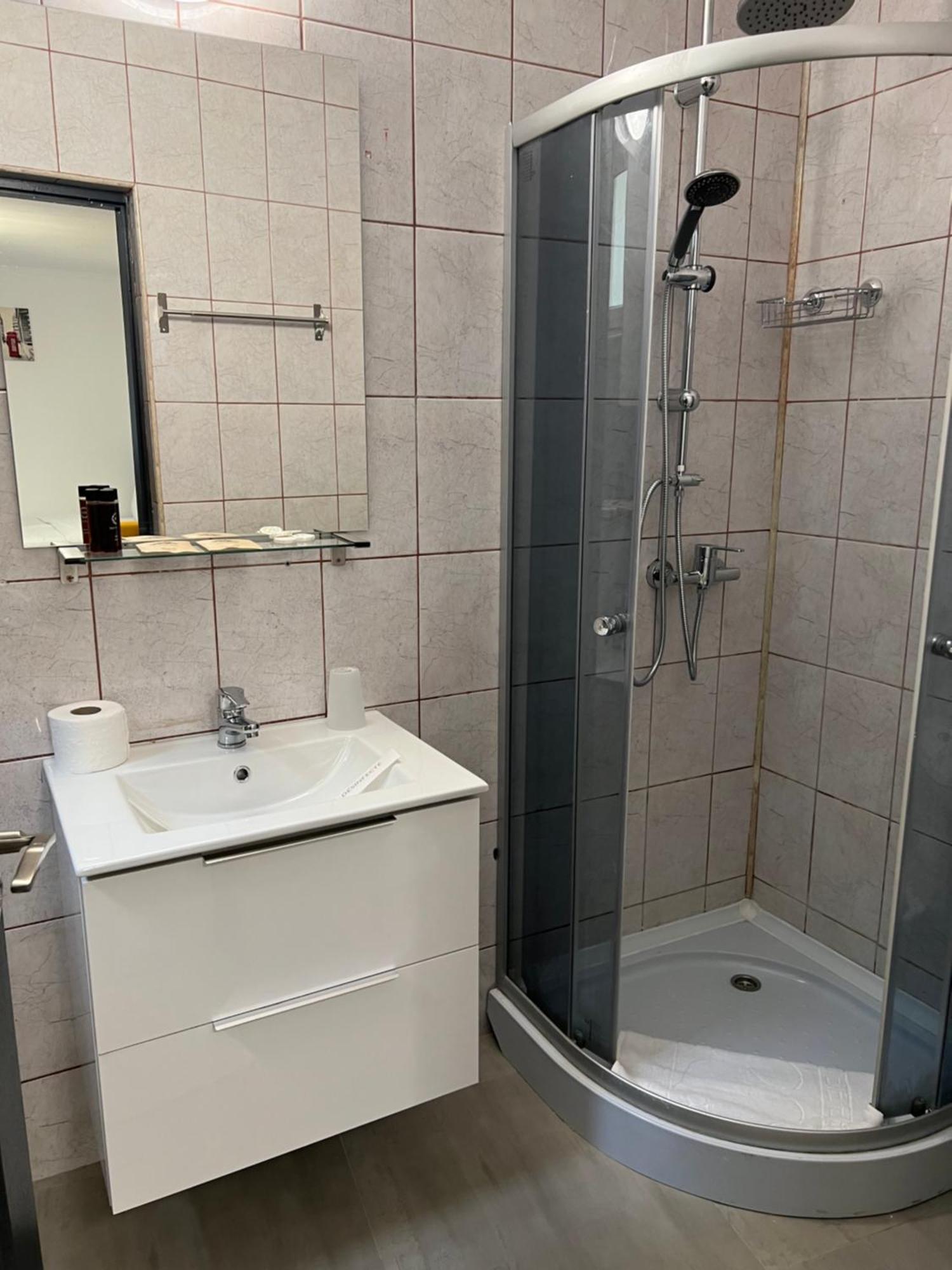 Apartmán Ndl Downtown Kluž Exteriér fotografie