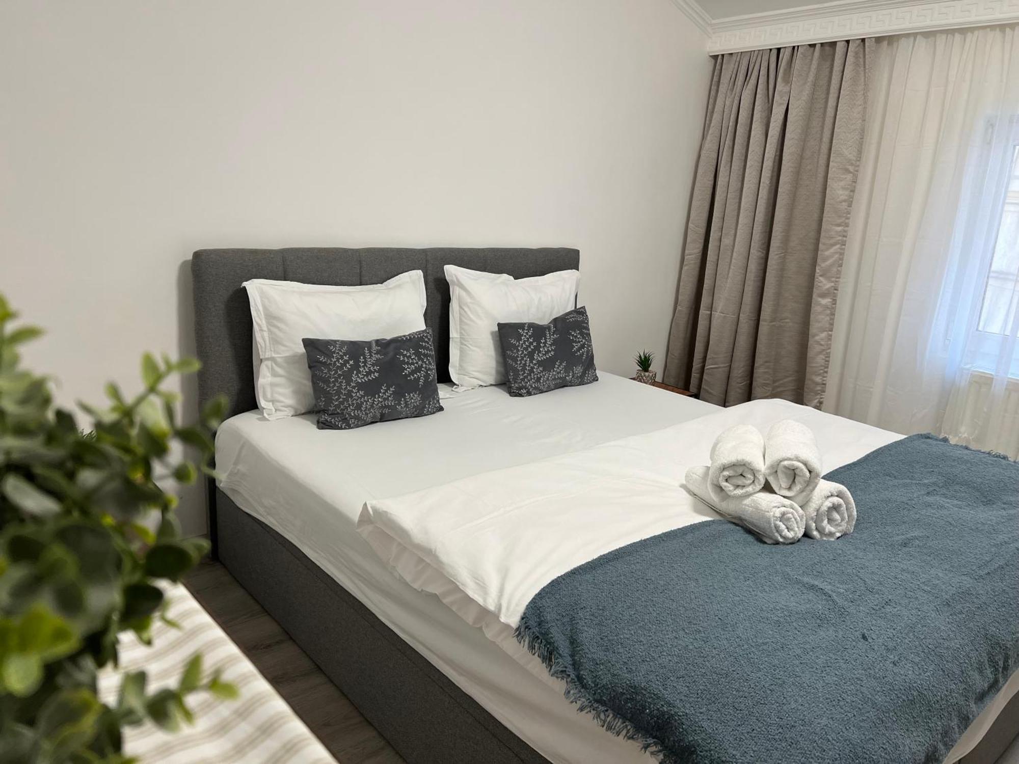 Apartmán Ndl Downtown Kluž Exteriér fotografie